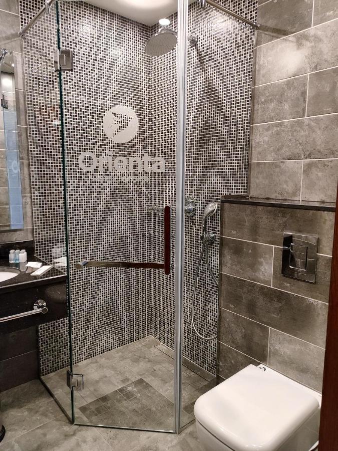 Orienta Hotel 기우므리 외부 사진