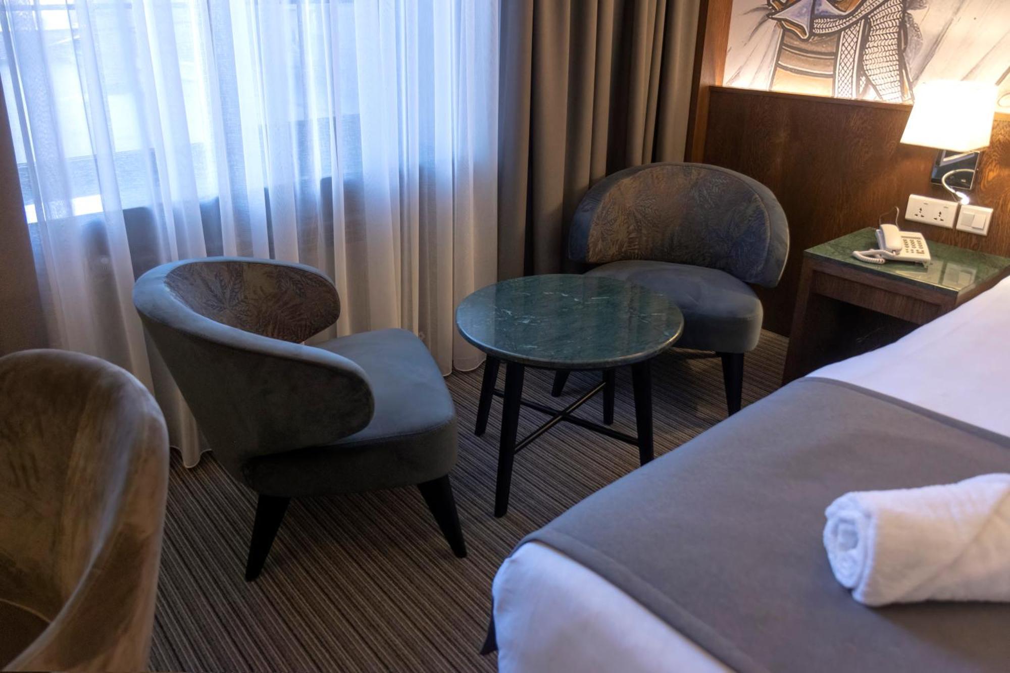 Orienta Hotel 기우므리 외부 사진